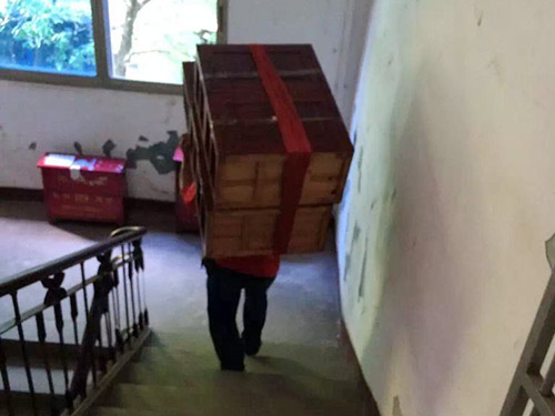 長(zhǎng)沙搬家公司哪家好?辦公桌拆裝如何收費(fèi)？